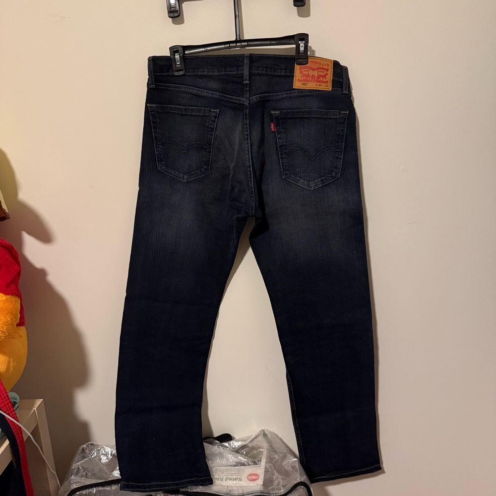 THREE levis pants - Picture 11 of 12